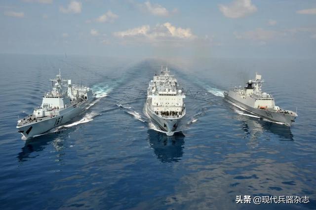 中國海軍最新裝備展示，邁向深藍，彰顯海上強國風采